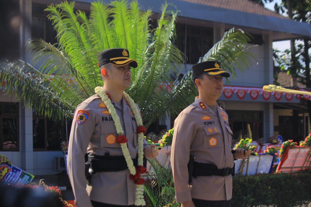 Kini AKBP Mochamad Fajar Gemilang, S.I.K., M.H., M.I.K., Mengemban Tugas Sebagai Kapolres Garut