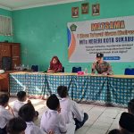 Kanit Binmas Polsek Citamiang Menjadi Narasumber Pada Kegiatan MPLS Siswa Baru MTSn Kota Sukabumi.