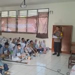 Kapolsek Citamiang Menjadi Narasumber Pada Kegiatan MPLS Siswa Baru SMKN 2 Kota Sukabumi.