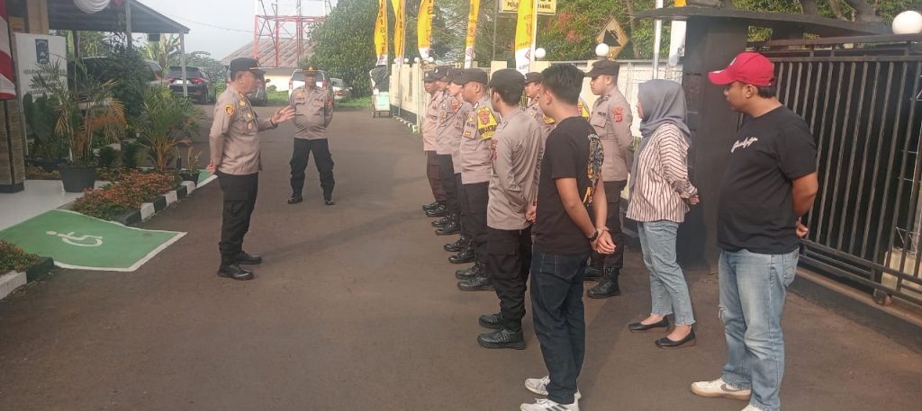 Polsek Citamiang Gelar Apel Pagi Sebagai Bentuk Kedisiplinan.