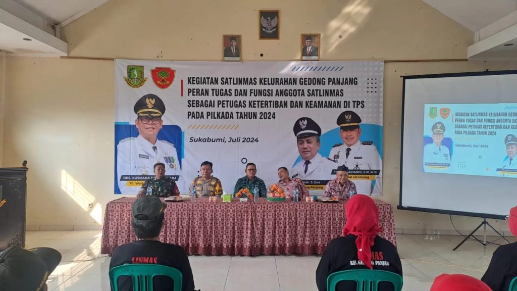 Kapolsek Citamiang Monitoring Giat Bimtek Peran Tugas dan Fungsi anggota SATLINMAS Kel. Gedong Panjang sebagai Petugas Ketertiban dan Keamanan di TPS pada PILKADA Tahun 2024.