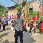 Anggota polsek kadudampit laksanakan Pengamanan Giat pawai karnaval dalam rangka Perpisahan dan Kenaikan Kelas