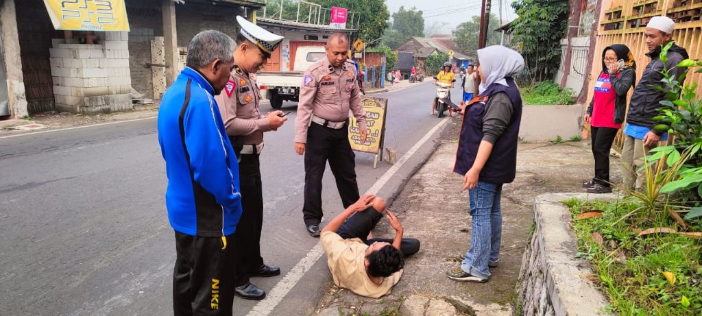 Responsif, Polsek baros evakuasi penanganan diduga ODGJ