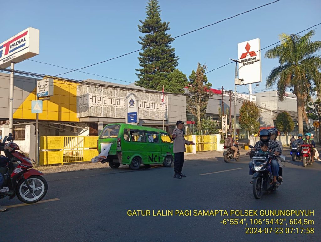 Polsek Gunungpuyuh rutin laksanakan Gatur Pagi, Agar Terciptanya Kamseltibcar Lantas dipagi hari diwilayah hukum Polsek Gunungpuyuh