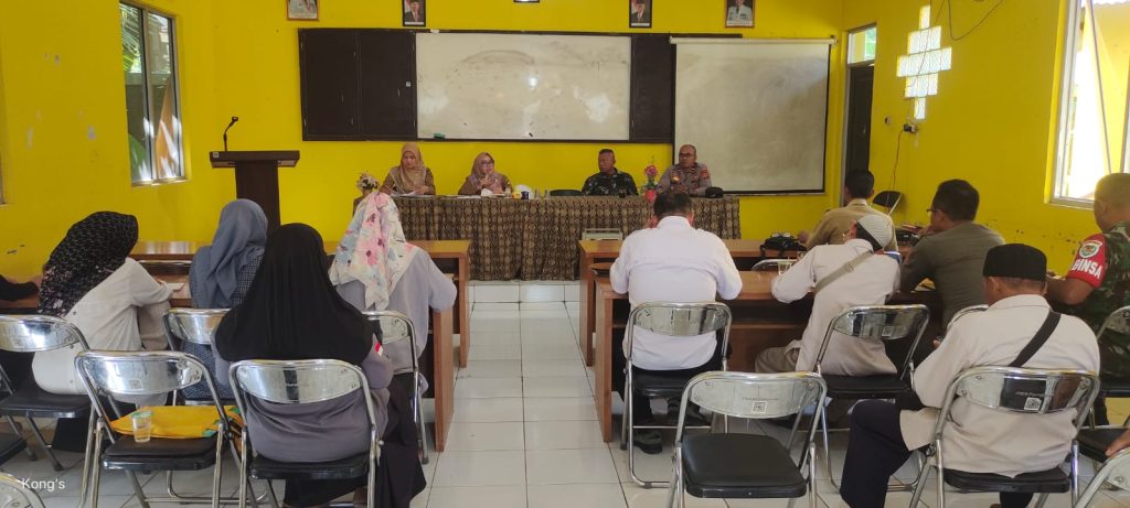 Kanit Samapta Polsek Cireunghas Hadiri Rapat Persiapan HUT Kemerdekaan RI ke-79