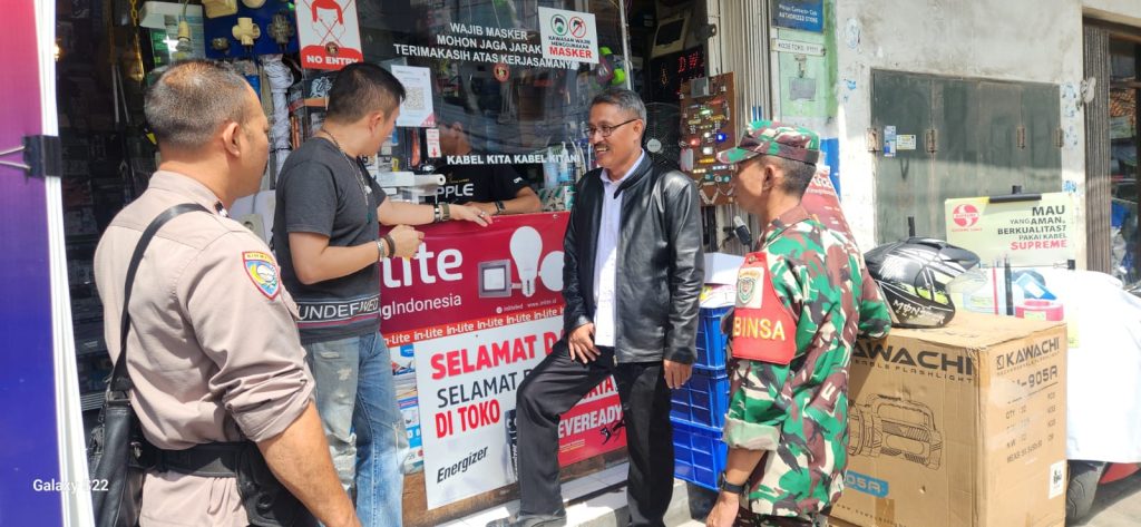 Datangi Warga Langsung, Babinkamtibmas Berikan Himbauan Gukamtibmas