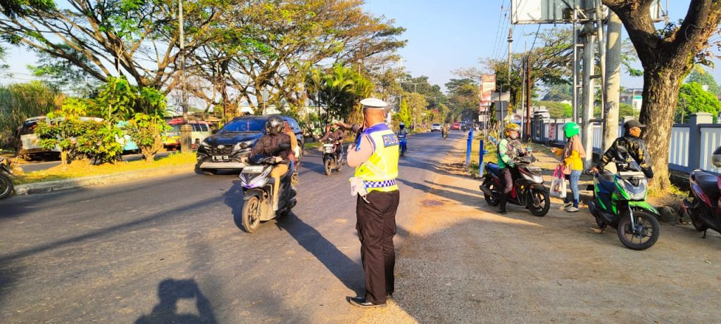 Giat gatur pagi hari, Efektifkan Pelayanan Polri kepada masyarakat