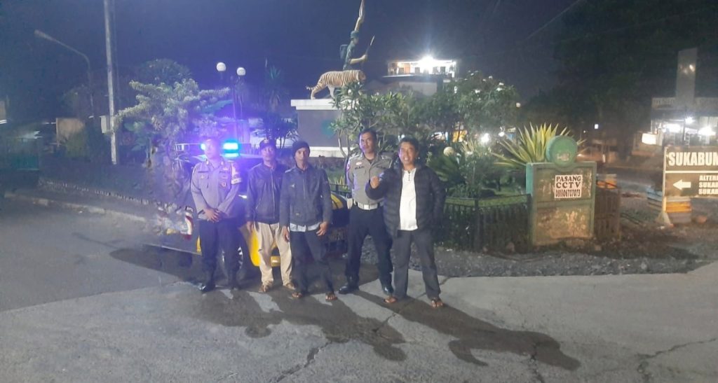 Patroli Strong Point Malam Hari Wujudkan Situasi Kamtibmas Yang Aman Dan Kondusif