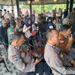 Ngariung bareng bersama Kapolsek Baros dengan Bawaslu Kecamatan Baros menyampaikan pesan kamtibmas