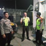 Personil Samapta Polsek Sukalarang Patroli Malam Hari Sambangi ATM BRI Cegah Kejahatan Perbankan