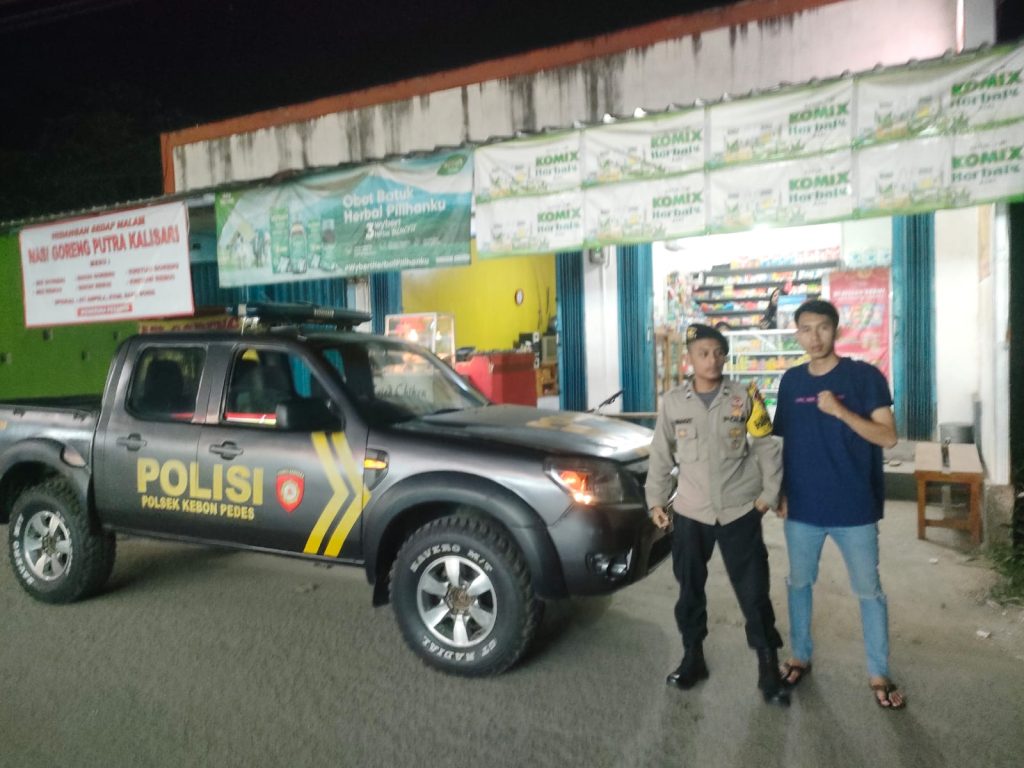 Polsek Kebonpedes Patroli Malam Hari Cegah C3 Dan Gangguan Kamtibmas