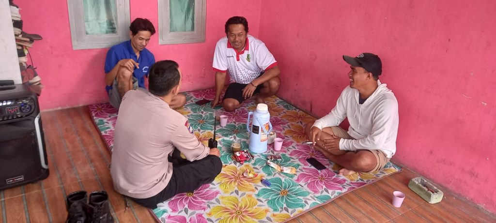 Wujudkan Harkamtibmas, Bhabinkamtibmas Jayamekar Efektifkan Sambang warga Jayamekar