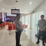 Personil Polsek Sukalarang Laksanakan PAM Ibadah Kebaktian di Gereja, Kristen Indonesia (GKI) Penginjil Kota Sukabumi