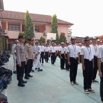 Bhabinkamtibmas Polsek Lembursitu Laksanakan Giat MPLS di SMKN 4