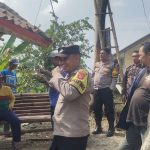 Kapolsek Cireunghas Pimpin Giat Kontrol Satkamling, Masyarakat Diberikan Himbauan Kamtibmas