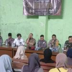 Bhabinkamtibmas Langensari Polsek Sukaraja menghadiri Rapat Pleno Terbuka Rekapitulasi Daftar Pemilih Hasil Pemutakhiran (DPHP)