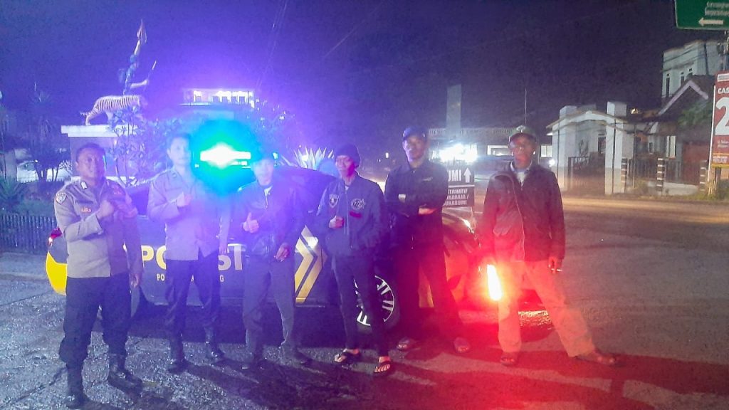 Patroli Strong Point Malam Hari Wujudkan Situasi Kamtibmas Yang Aman Dan Kondusif