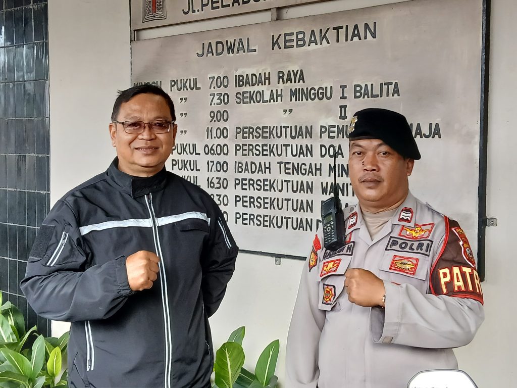 Polisi Rutin Ciptakan Keamanan,  Pam Gereja Setiap Hari Minggu