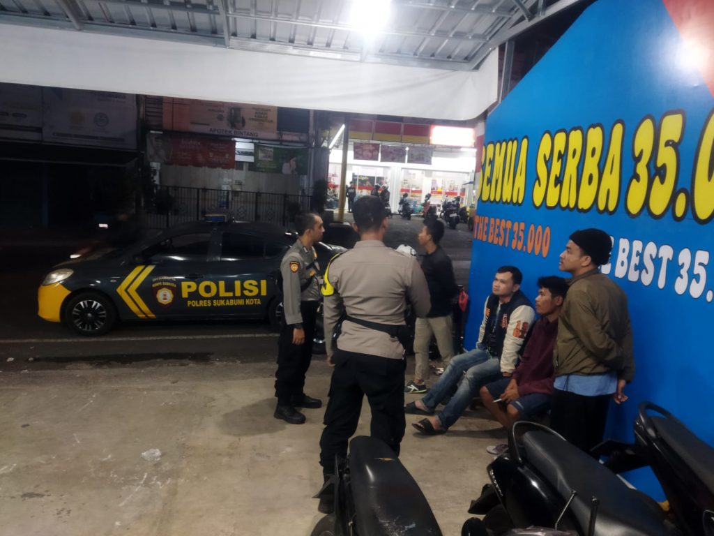 Antisipasi Terjadinya Gangguan Kamtibmas Kapolsek Citamiang Gelar Patroli KRYD.