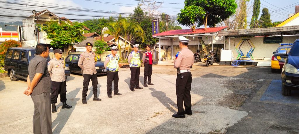 Wujudkan kesiapsiagaan dan disiplin, Polsek Baros konsisten giatkan Apel Pagi dalam mengemban tugas