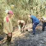 Polsek Tarogong Kaler Cek Lokasi Kebakaran Lahan Kebun Bambu