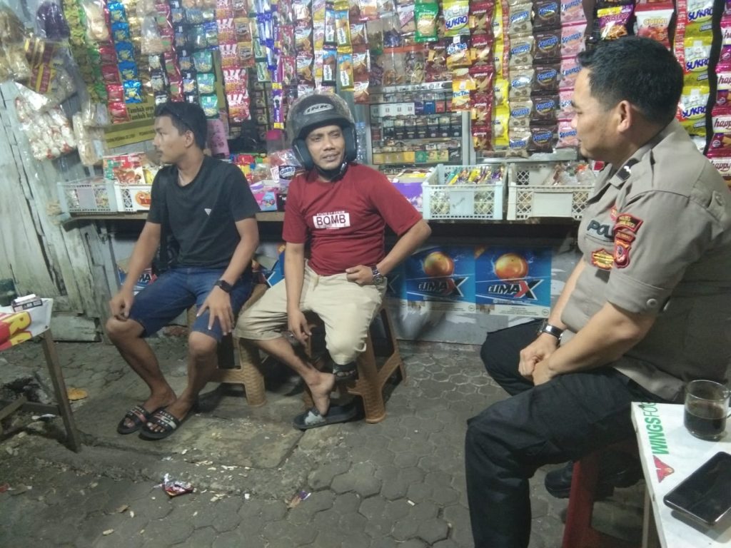 Antisipasi Gukamtibmas, anggota patroli  Polsek Warudoyong Polres Sukabumi Kota Gencar Laksanakan Patroli Malam Hari