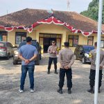 Apel Pagi dan pengecekan kelengkapan personil polsek kadudampit sebagai bentuk kedisiplinan dan kesiapsiagaan Polsek Kadudampit