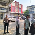 Bekali kedisplinan petugas Upacara HUT Kemerdekaan RI ke 79 tingkat kecamatan baros. Ipda Jajat Munajat. S.Ip laksanakan pembinaan