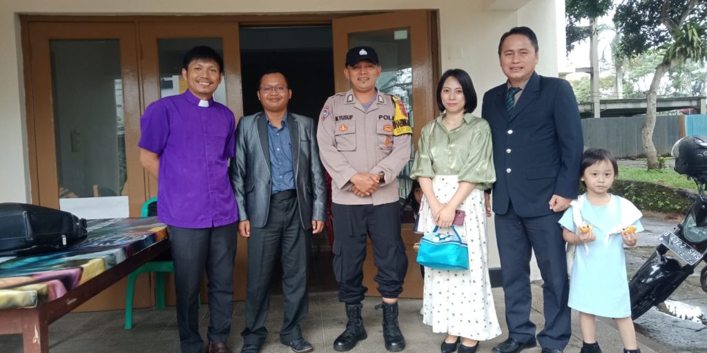 Polsek Cireunghas Laksanakan Giat Minggu Kasih, Sampaikan Himbauan Kamtibmas