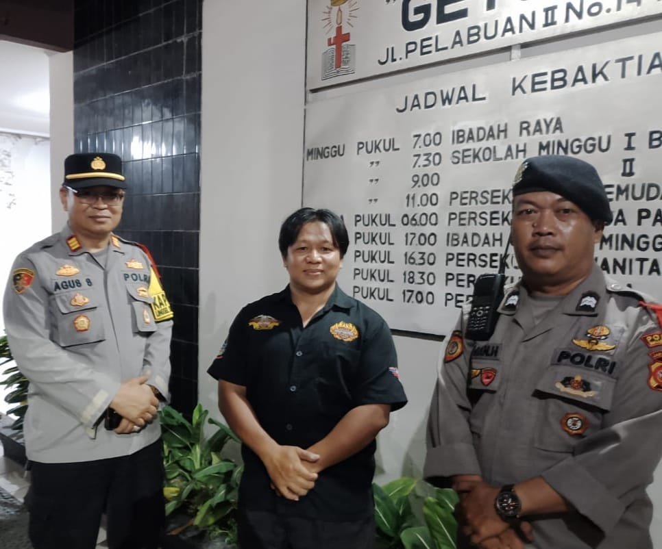 Polisi Rutin Ciptakan Keamanan,  Pam Gereja Setiap Hari Minggu