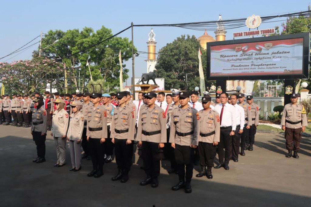 42 Personel Polri dan ASN Berprestasi di Sukabumi Raih Penghargaan Kapolres