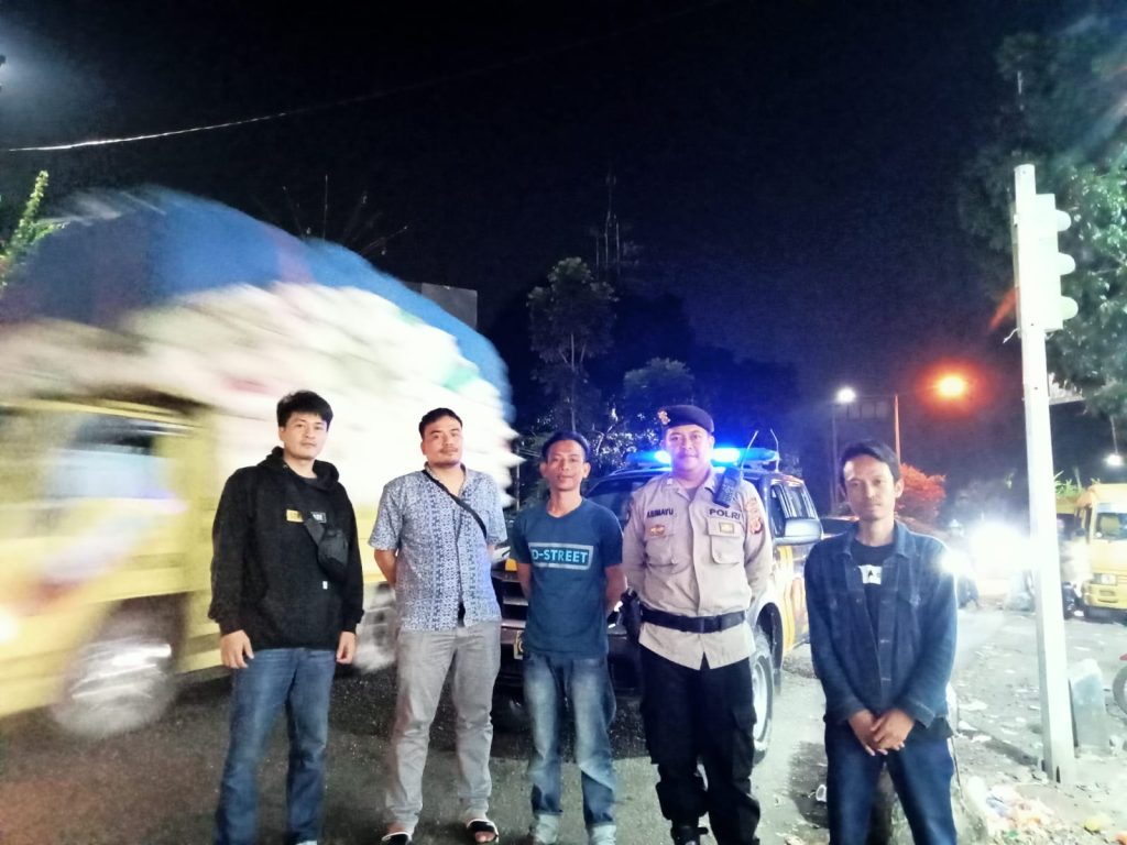 Antisipasi Gukamtibmas, anggota patroli  Polsek Lembursitu Polres Sukabumi Kota Gencar Laksanakan Patroli Malam Hari