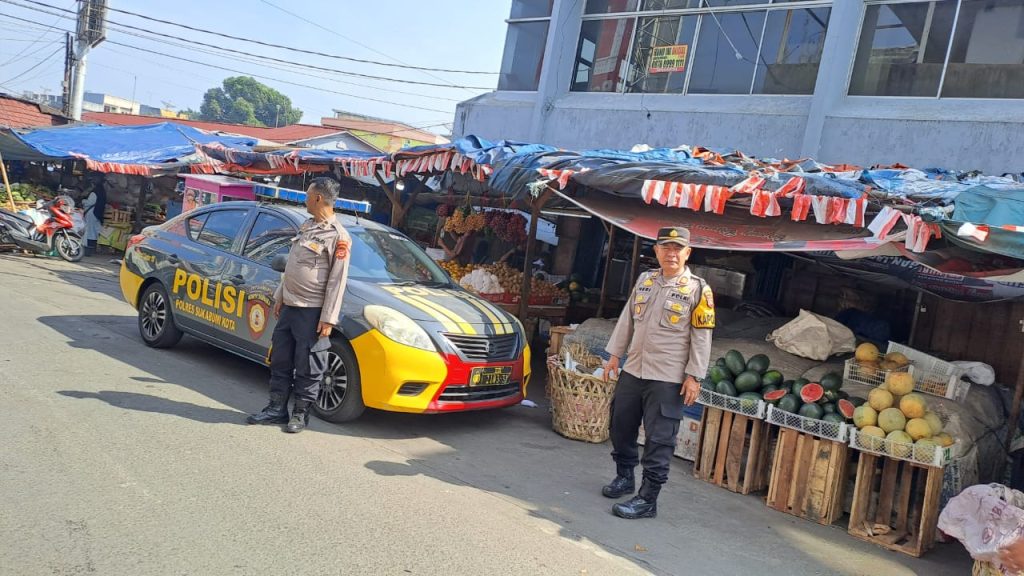 Kapolsek Citamiang Tingkatkan Patroli Strong Point Antisipasi Gangguan Kamtibmas Pada Siang Hari