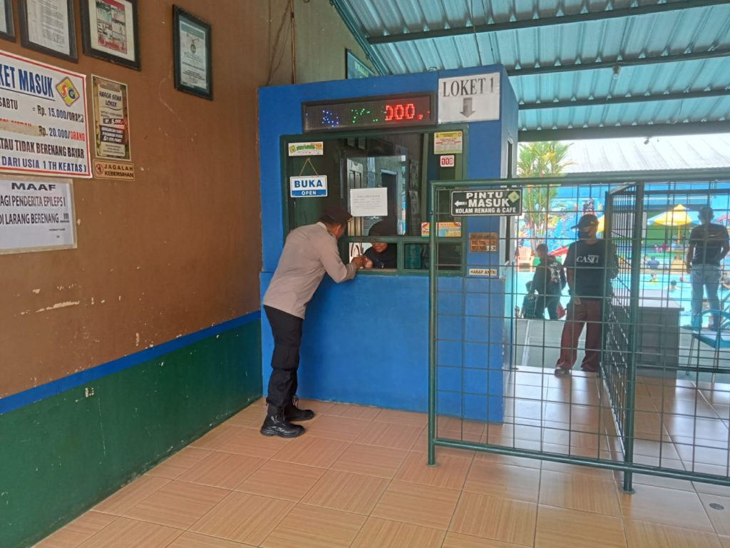 Polsek Lembursitu Melakukan Giat Patroli Ditempat – tempat Wisata Kolam Renang