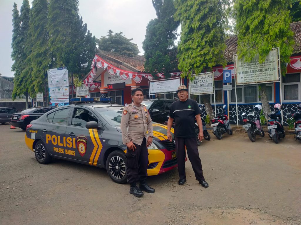 Patroli sambangi SDN CBM Baros Kencana sampaikan pesan kamtibmas