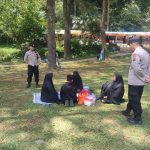 Personil Polsek kadudampit Melaksanakan giat Patroli tempat wisata situgunung.