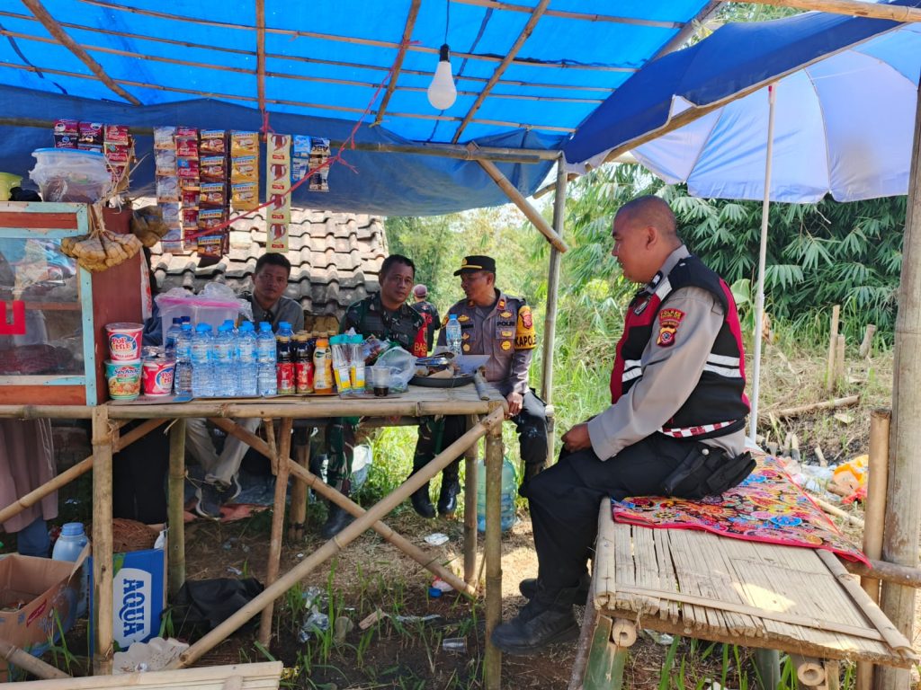 Antisipasi Gangguan Kamtibmas Di wilayahnya, Polsek Gunungguruh Laksanakan patroli dialogis sambangi warga binaan