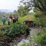 Tanah Longsor Di Desa Desakolot Rusak Sawah Warga