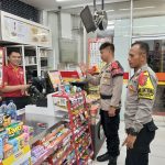 Patroli sambang Alfamart dan Indomart beri himbauan kamtibmas