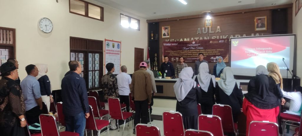 Polsek Sukaraja Menghadiri Rapat Pleno Terbuka Rekapitulasi Daftar Pemilih Sementara Hasil Perbaikan (DPSHP)