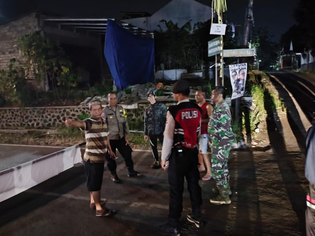 Cooling system Sinergitas TNI-Polri, Sapa warga antisipasi malam hari