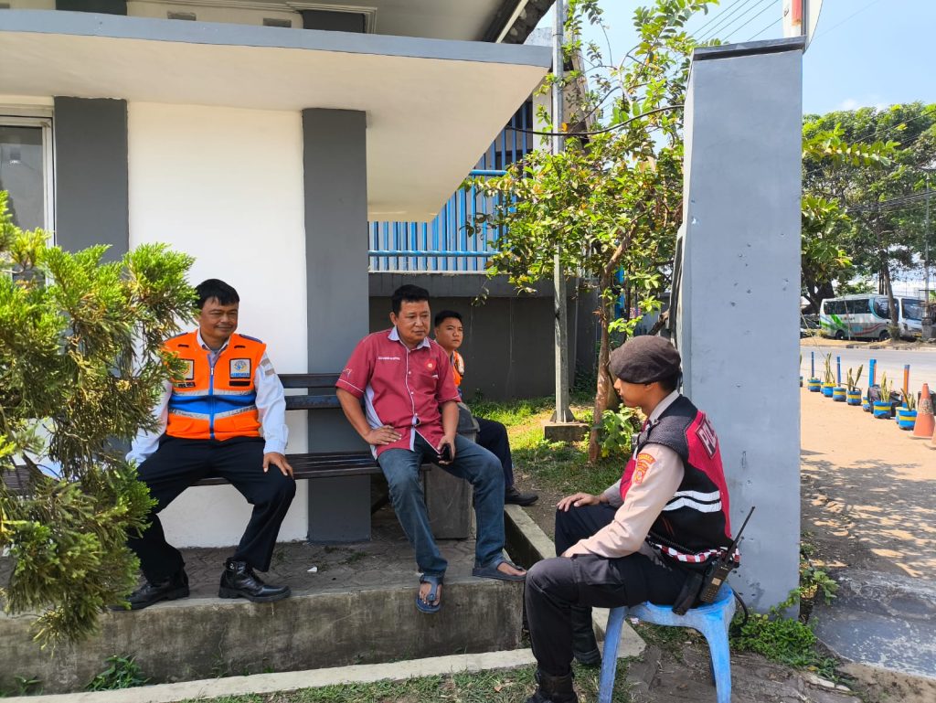 Sambangi Pos Terminal Kemenhub KH Ahmad Sanusi Patroli cooling system minimalisir gangguan kamtibmas