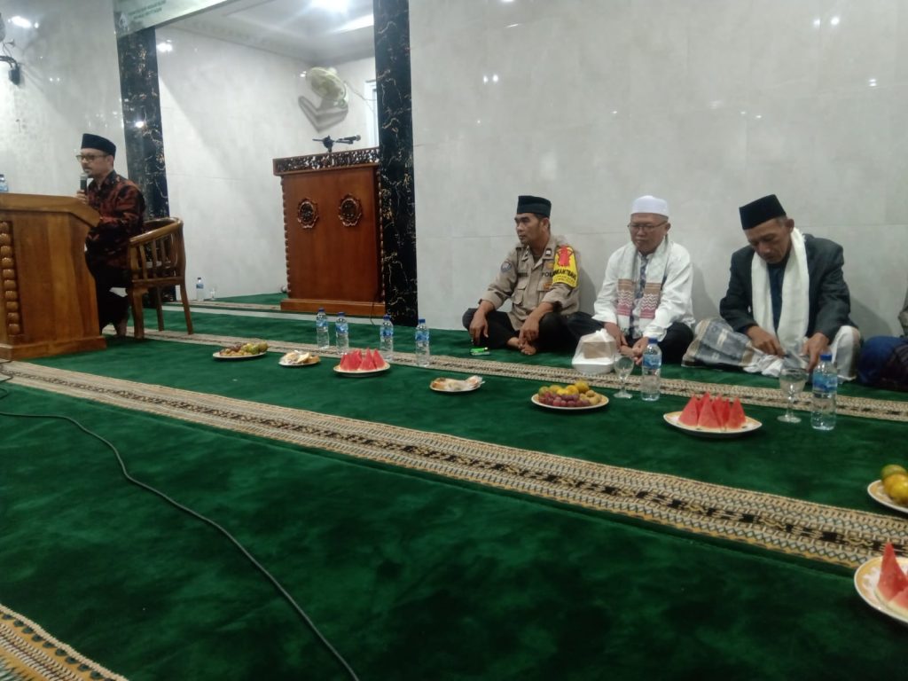 Bhabinkamtibmas Polsek Lembursitu  Hadiri Giat Peringatan Maulid Nabi Muhammad SAW