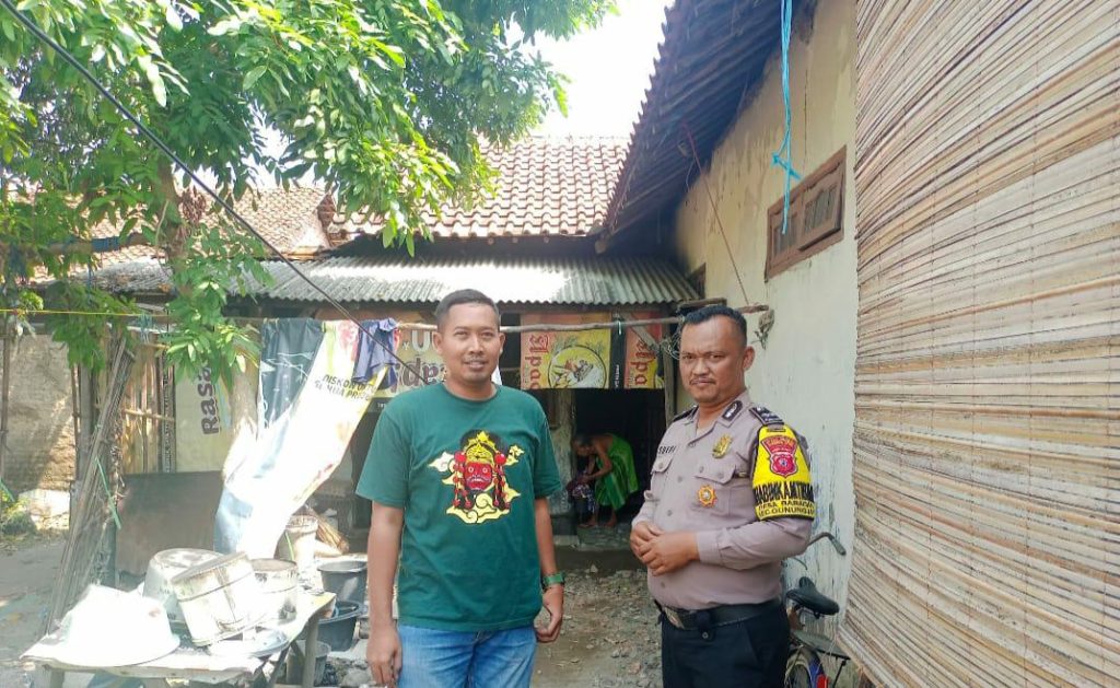 Bangun cooling system Bhabinkamtibmas babadan Polsek gunung jati Polres Cirebon Kota lewat sambang