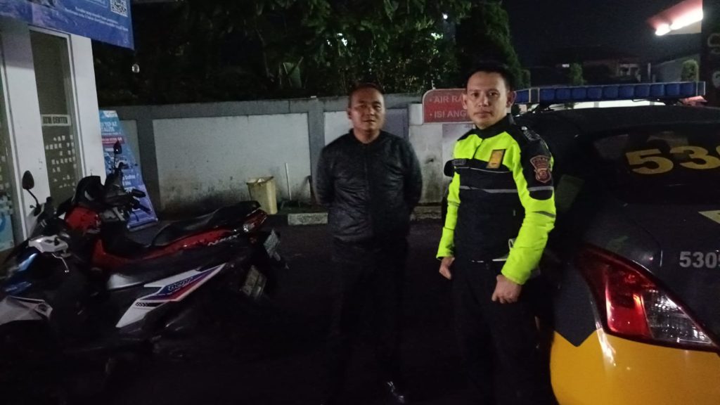 Patroli Polsek Cisaat  antisipasi Kerawanan Malam