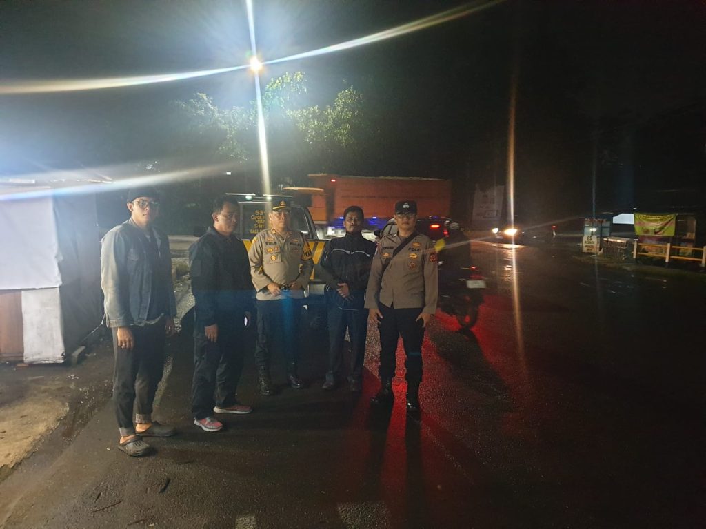 Kapolsek Kebonpedes Pimpin Patroli KRYD Malam Minggu Ciptakan Situasi Kamtibmas Aman