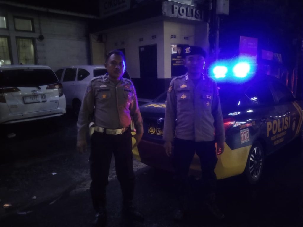 Polsek Cikole Gencarkan Patroli Pada Malam Hari