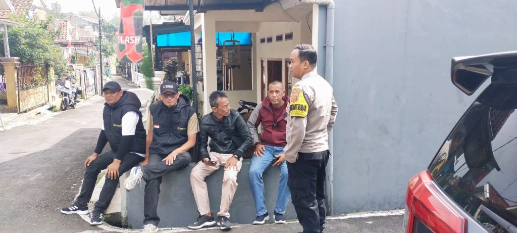 Guna Ciptakan Keamanan dan Kondusif, Polsek Citamiang Patroli Dialogis