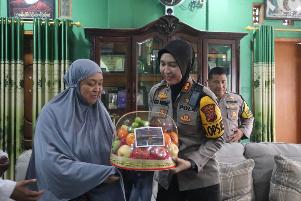 Perkuat Sinergisitas, Kapolres Sukabumi Kota Safari Kamtibmas ke Pesantren