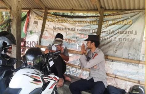 Sambangi Pangkalan Ojek, Patroli Polsek Cireunghas Berikan Himbauan Kamtibmas